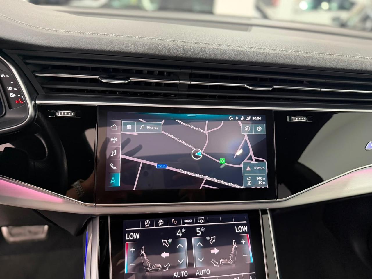 Audi Q8 SQ8 TFSI quattro tiptronic