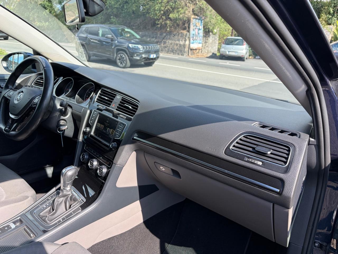 Volkswagen Golf 1.6 TDI 110 CV DSG 5p. Highline BlueMotion Technology