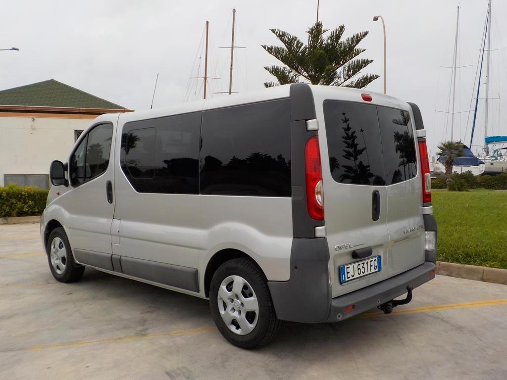 Opel Vivaro 27 2.0 CDTI PC-TN Combi 9 posti