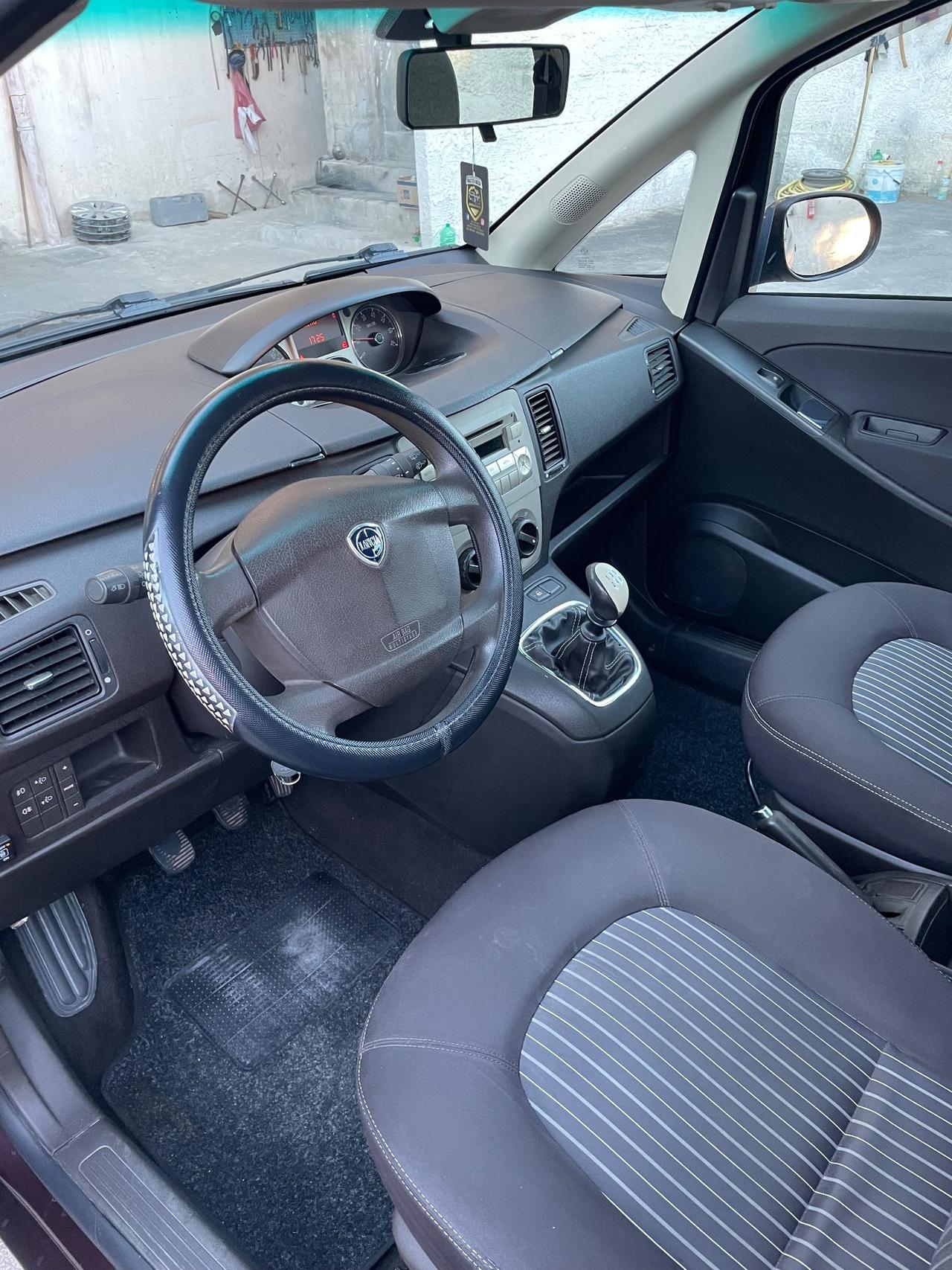 Lancia musa 1.4 Platino Ecochic GPL di serie