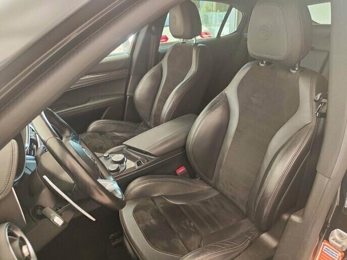 Alfa Romeo Stelvio 2.9 Bi-Turbo V6 510 CV AT8 Quadrifoglio