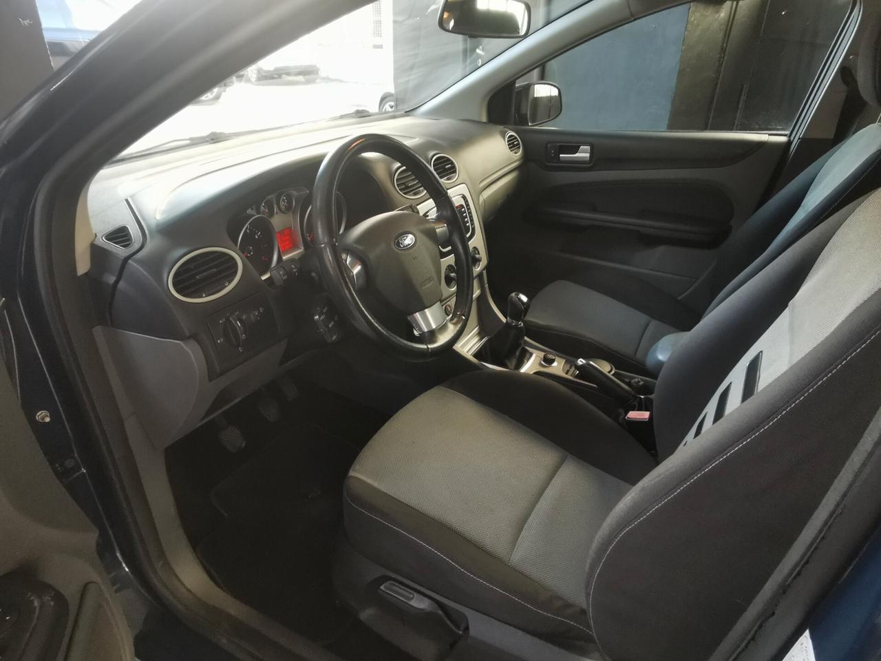 Ford Focus GPL Titanium GARANZIA 12 MESI