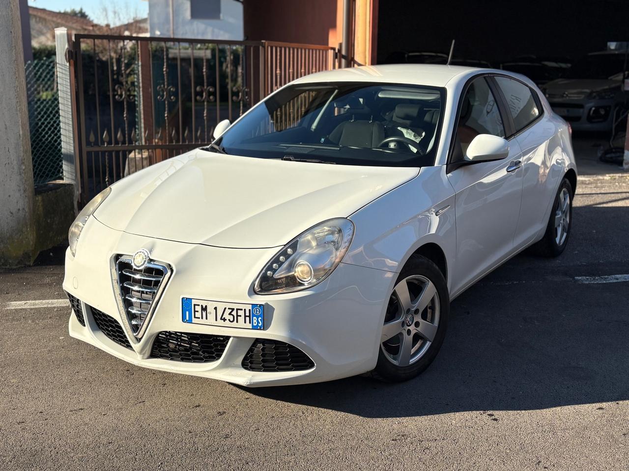 Alfa Romeo Giulietta 1.6 JTDm-2 105 CV Exclusive