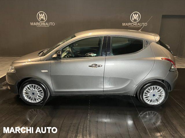 LANCIA Ypsilon 1.2 69 CV 5 porte Gold