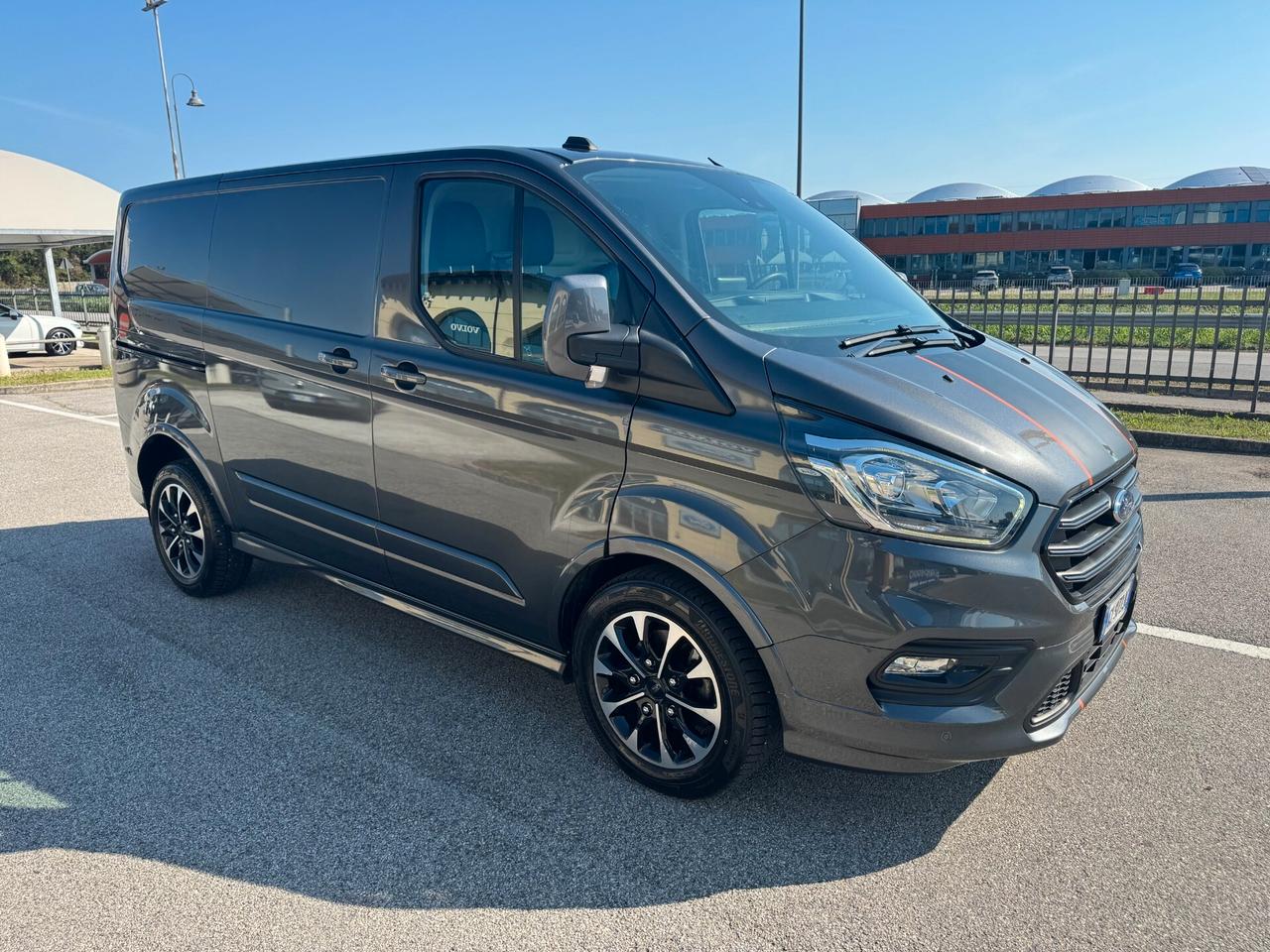 Ford Transit Custom Van Sport 2.0EcoBlue 170CV 320 PC Automatico