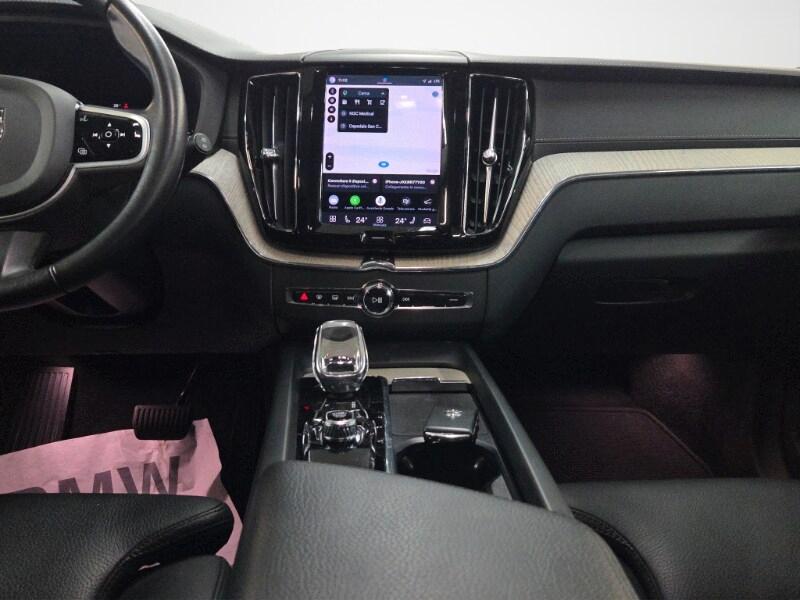 VOLVO XC60 (2017-->) XC60 B4 (d) automatico Plu...