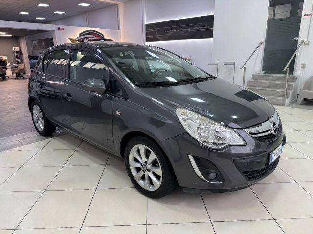 OPEL Corsa 1.2 5 porte Sport