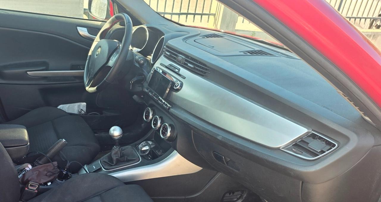 Alfa Romeo Giulietta 1.4 Turbo 120 CV GPL Distinctive