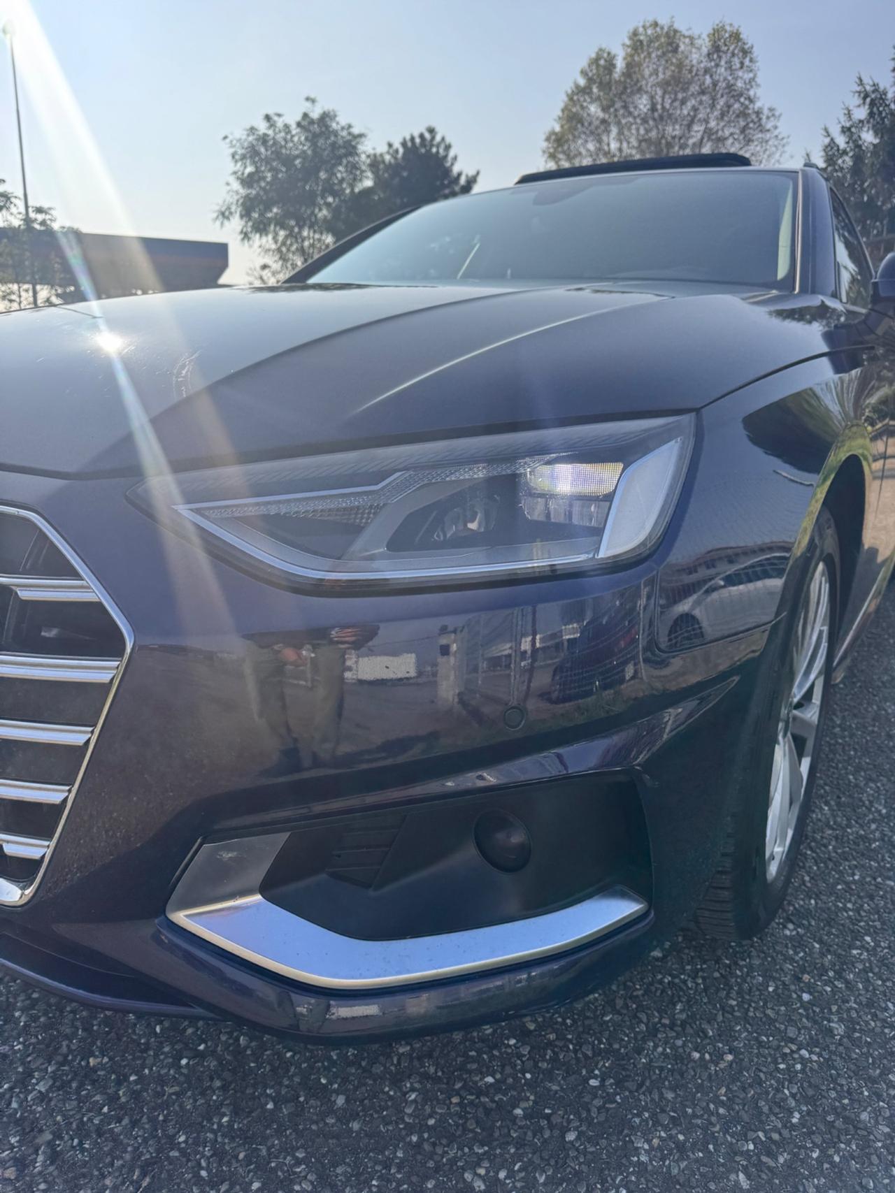 Audi A4 35 TDI/163 CV S tronic Business Advanced