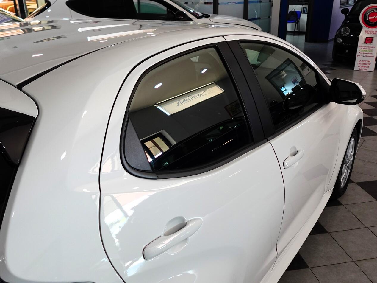 Toyota Yaris 1.5 E-CVT HYBRID 116 CV BUSINESS