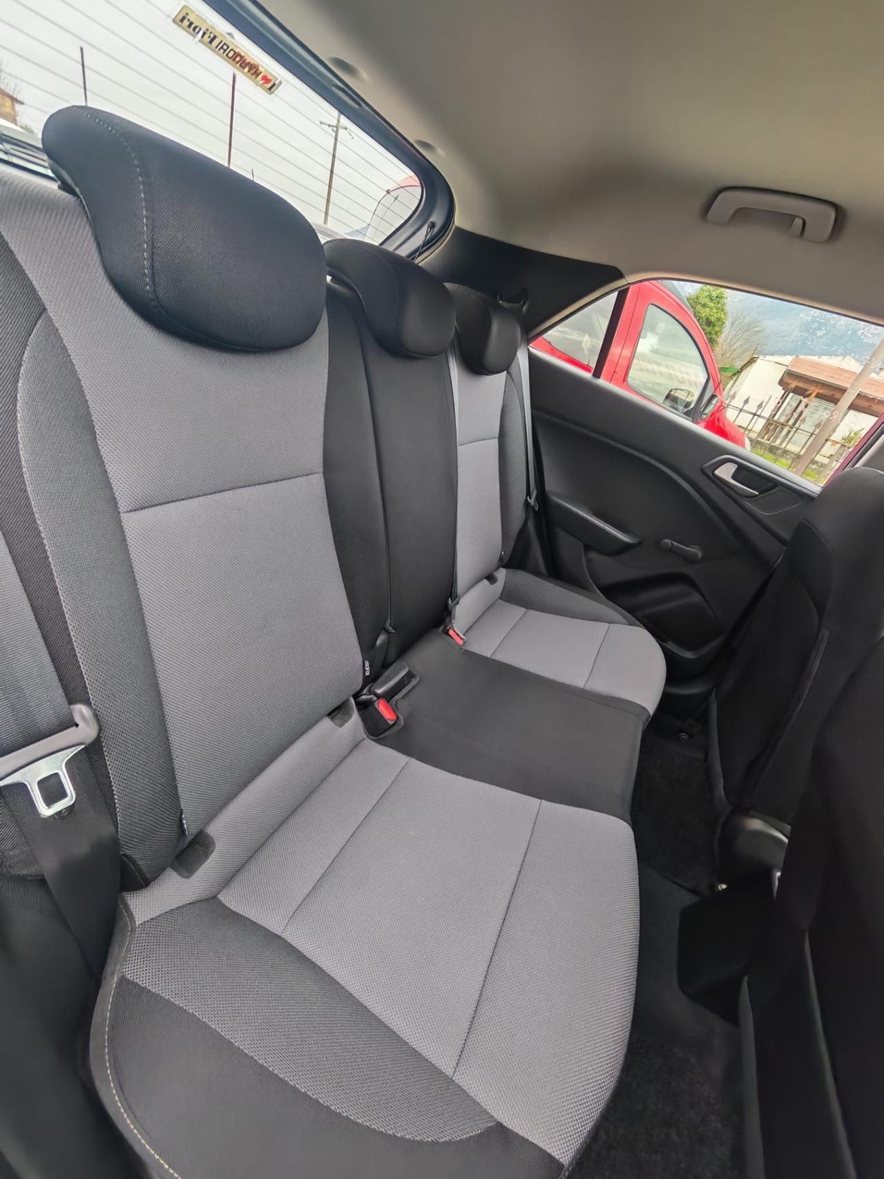 Hyundai i20 1.2 5 porte Econext Connectline gpl garantita permute e finanziamenti