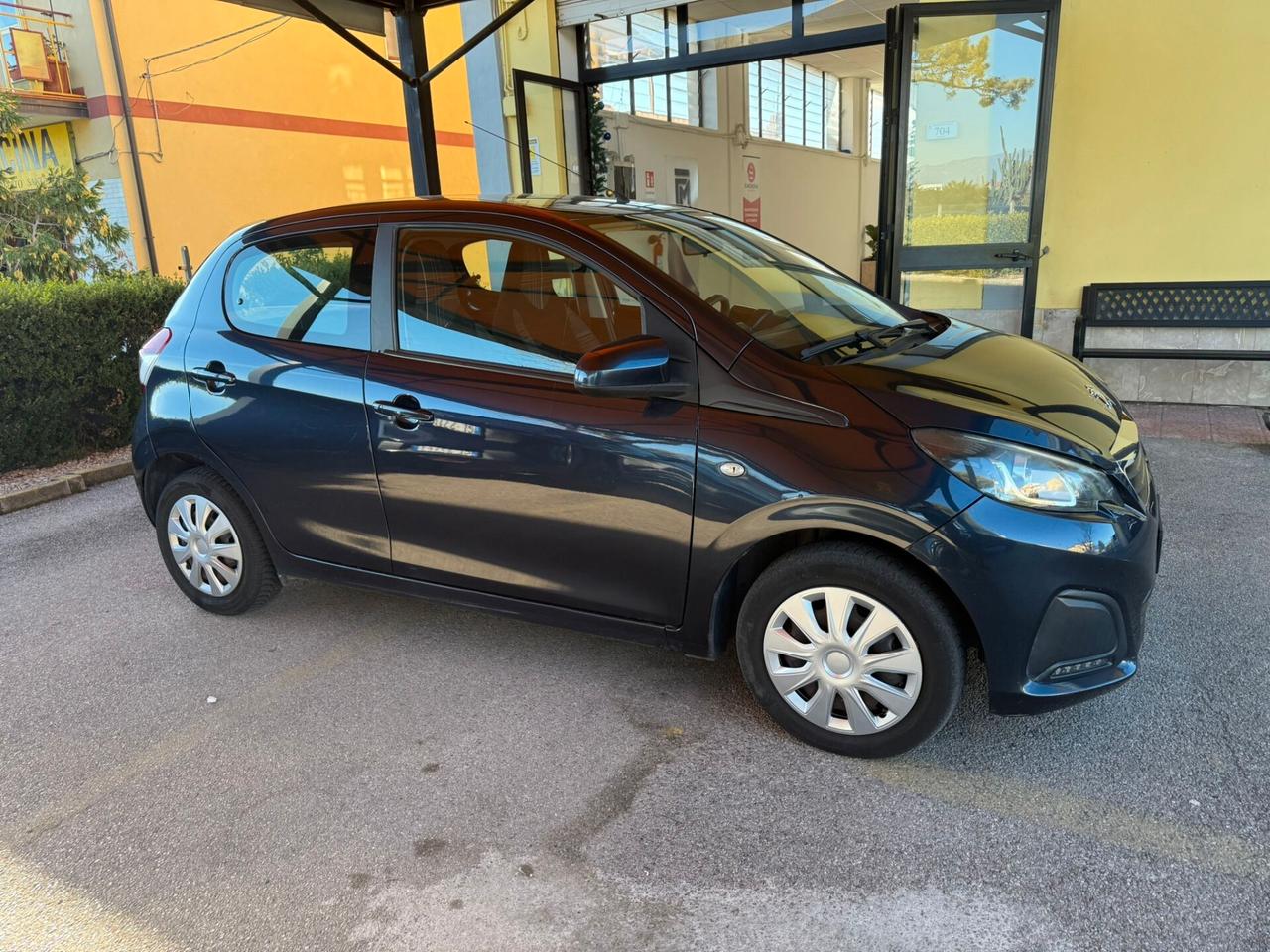 Peugeot 108 VTi 68 5 porte Allure