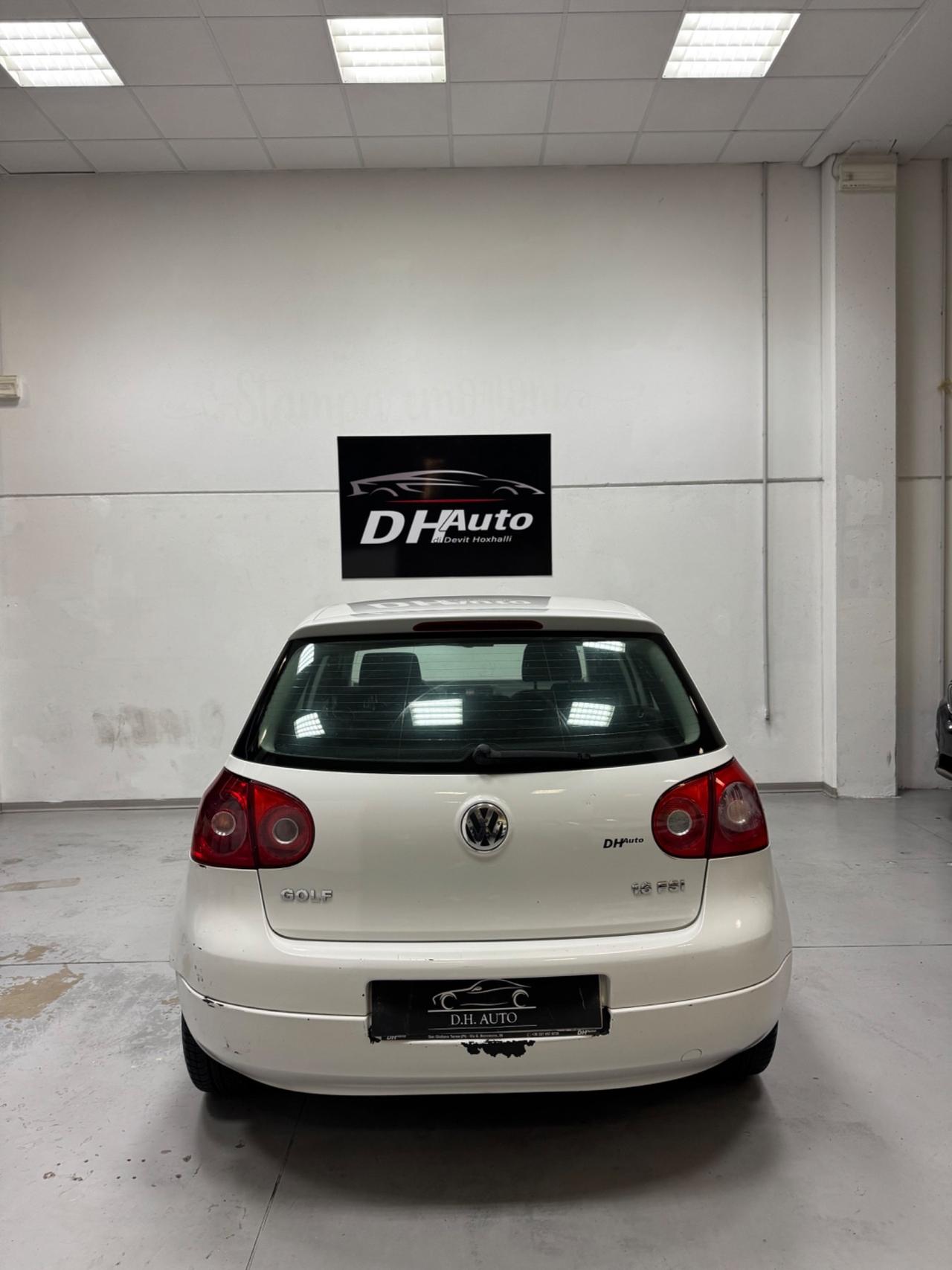 Volkswagen Golf 1.6 16V FSI 5p. Sportline