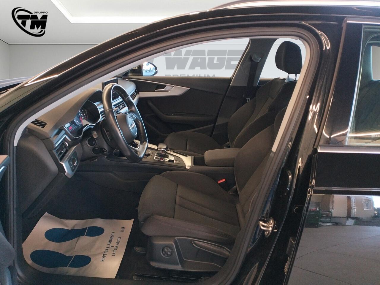 Audi A4 Avant 30 TDI S tronic Business