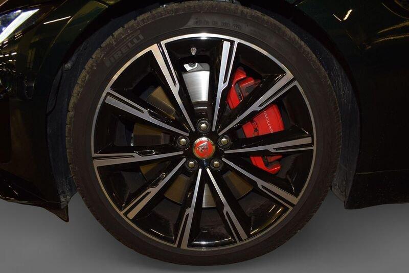 Jaguar F-Type 5.0 V8 aut. AWD Coupé R IVA ESPOSTA