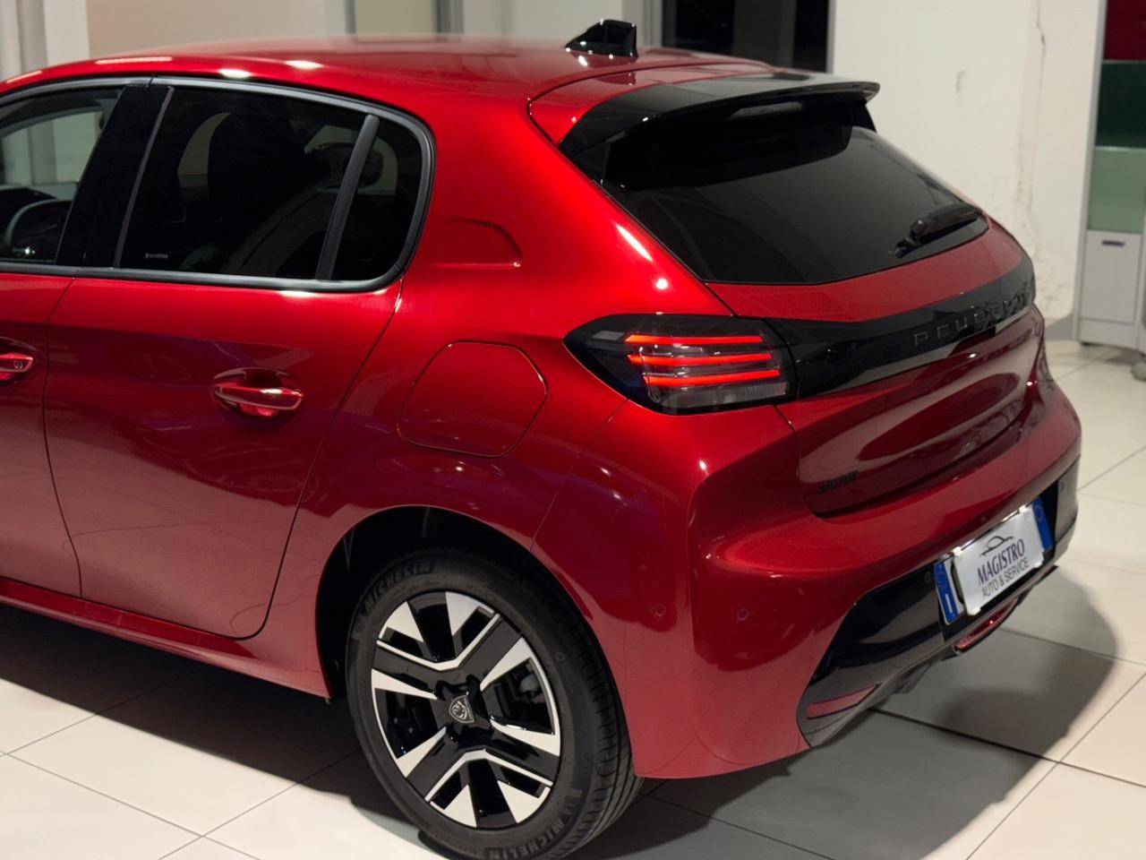 Peugeot 208 KM0 ALLURE 2025 VisionPack 1.2 100 CV
