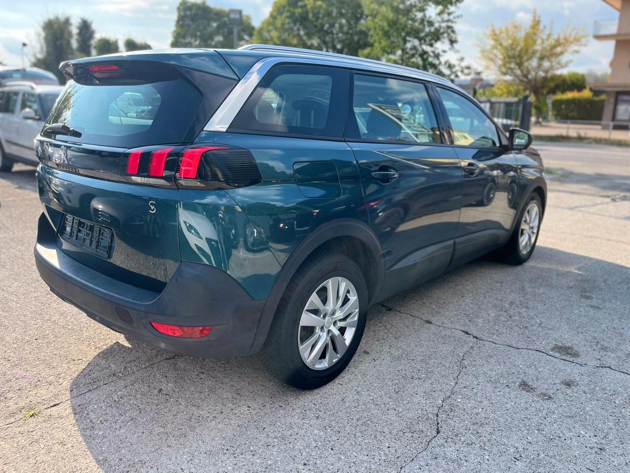 Peugeot 5008 PureTech Turbo 130 S&S Allure