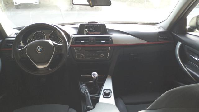 BMW 320 320d xDrive Touring M-Sport