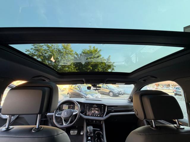 VOLKSWAGEN Touareg 3.0 V6 TDI 286 CV SCR R-Line Final Edition