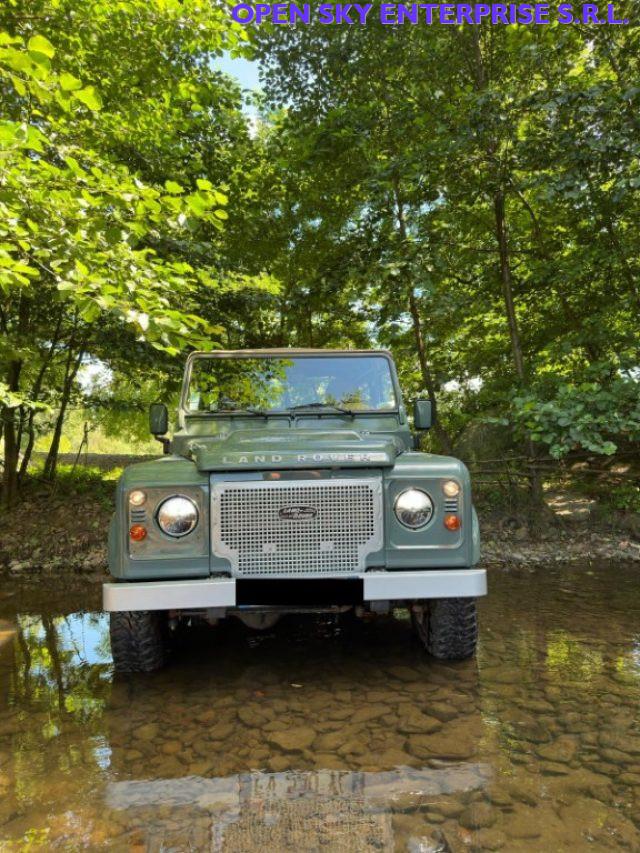 LAND ROVER Defender 90 2.2 TD4 Soft top N1 SAFARI EDITION