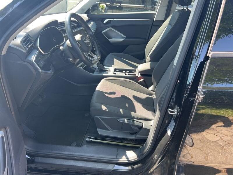 Audi Q3 35 TDI S tronic