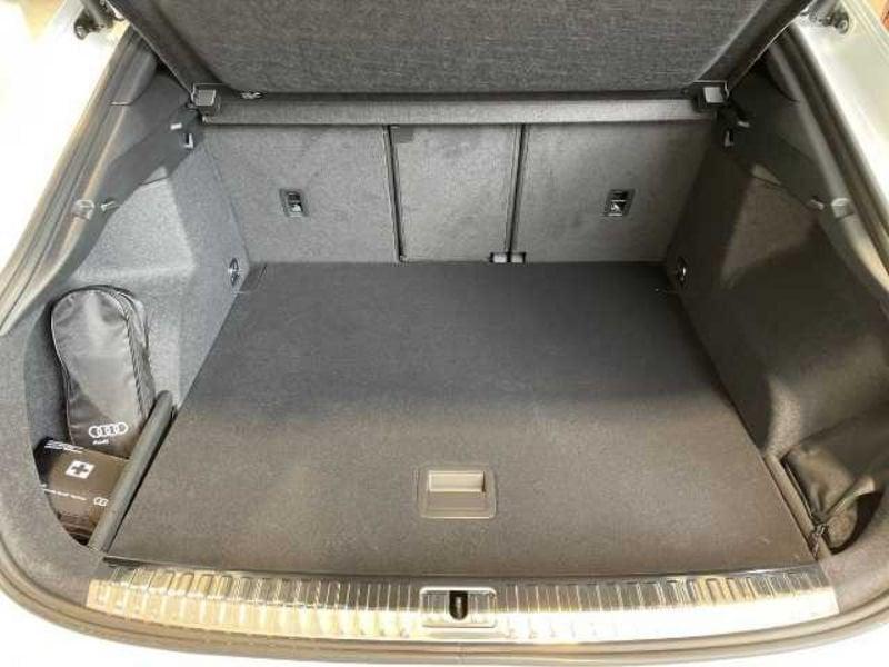 Audi Q3 I 2019 Sportback 35 1.5 tfsi Identity Black s-tronic