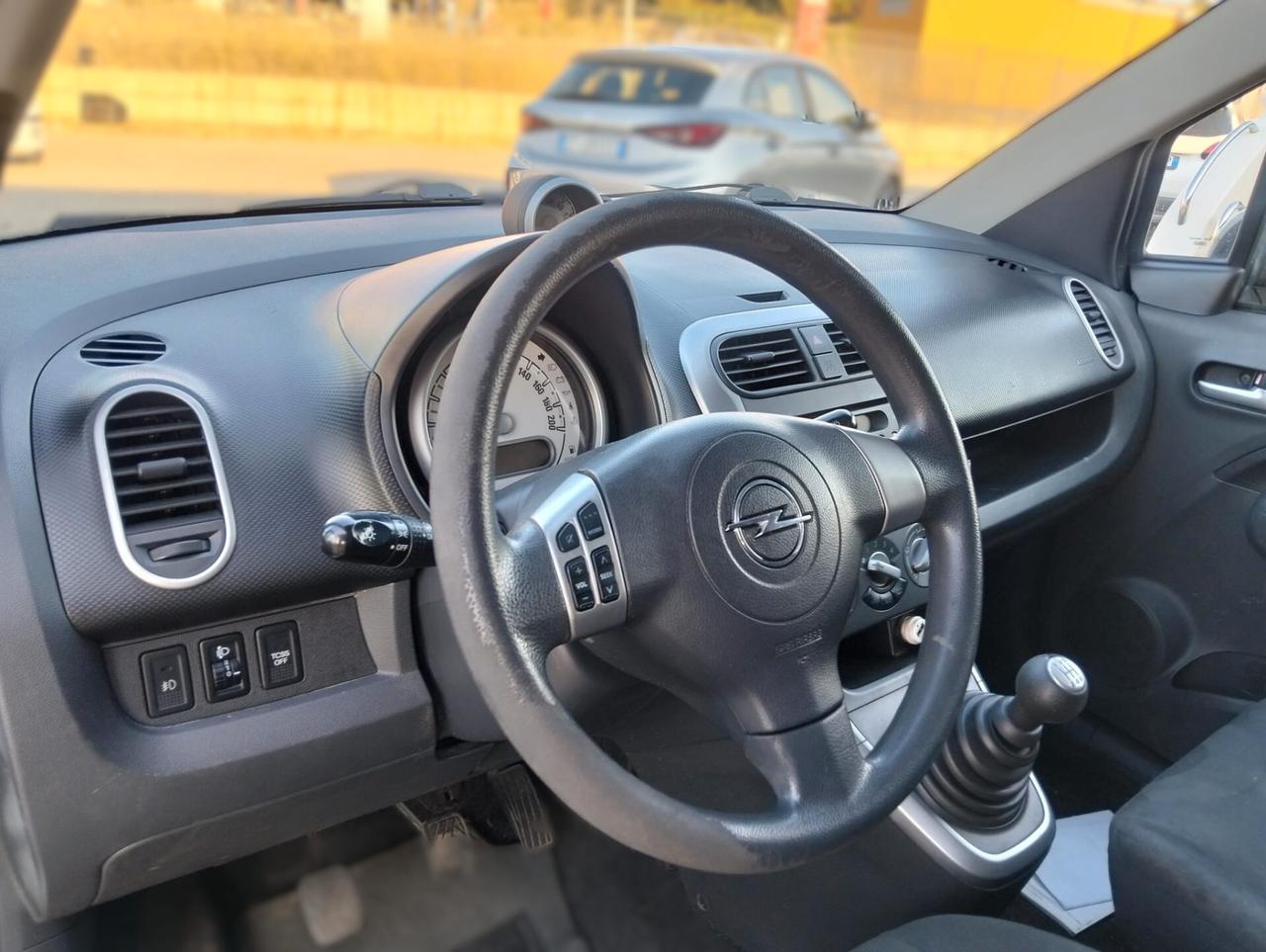 Opel Agila 1.2 16V 86CV Enjoy 2010