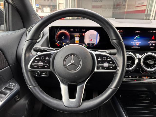 MERCEDES-BENZ GLA 200 Automatic SPORT