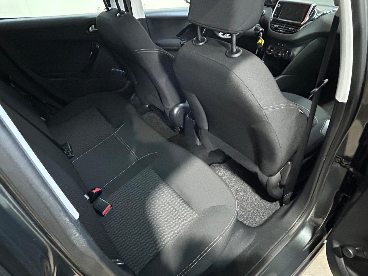 Peugeot 208 PureTech 82 5 porte Allure