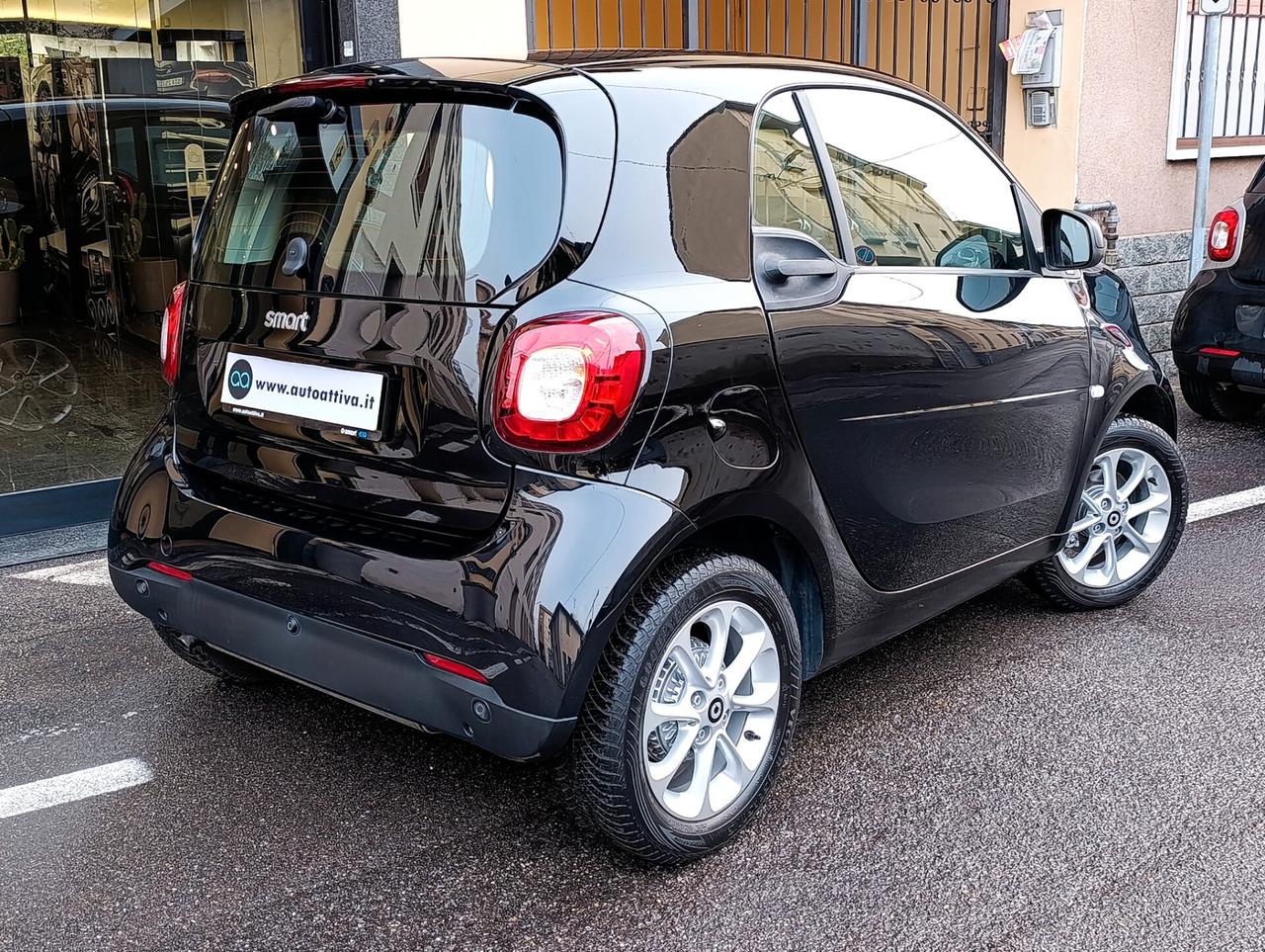 Smart ForTwo 70 1.0 twinamic Passion km 25.741 del 2019