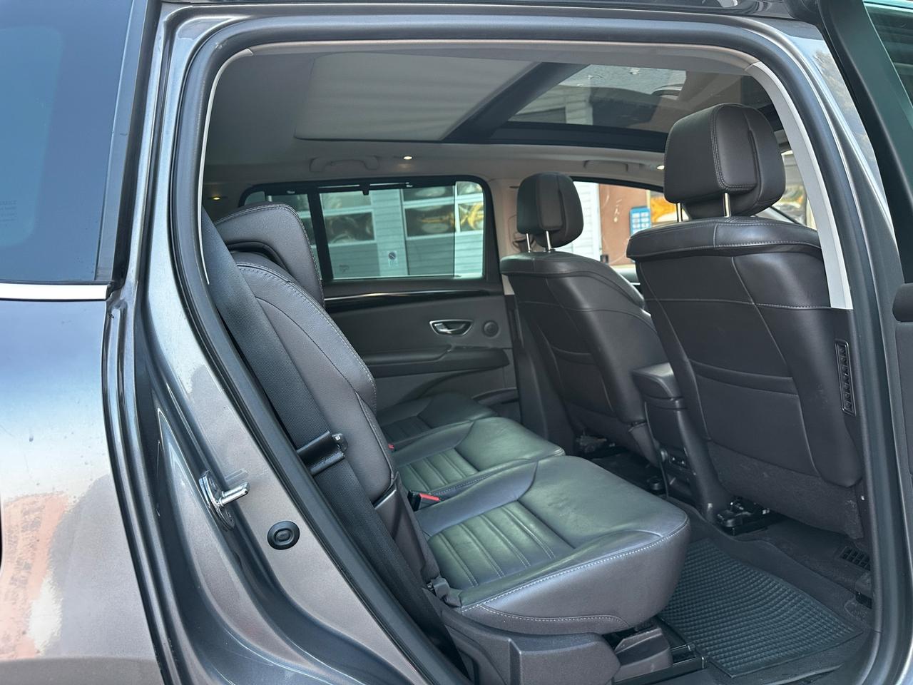 Renault Espace dCi 160CV EDC Energy Initiale Paris 4Control