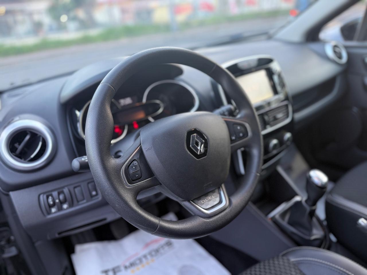 Renault Clio 1.5 dci SOLO 90.000KM - 2019