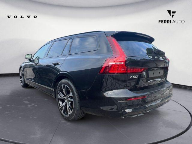 VOLVO V60 B4 automatico Plus Dark