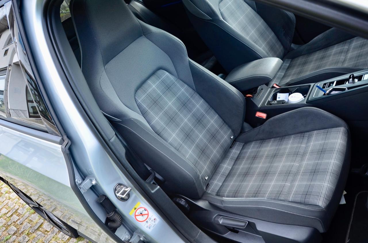 GOLF GTD 2.0 TDI 200cv DSG 5p, UNICOPROPRIETARIO, UFF ITALIANA, EURO 6D, TETTO, IQ LED, 19", PERMUTE