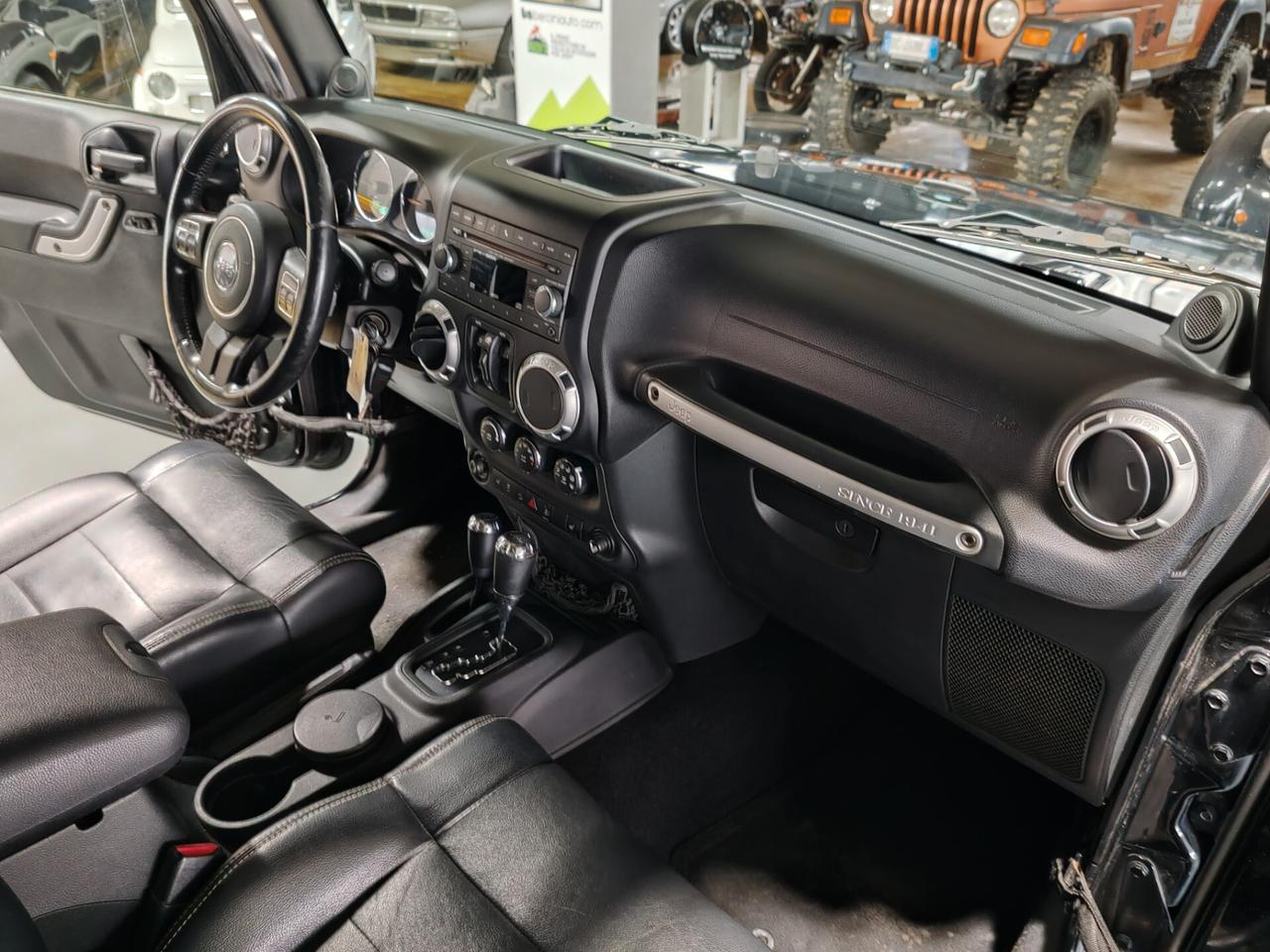 Jeep Wrangler Unlimited 2.8 CRD DPF Sahara Auto