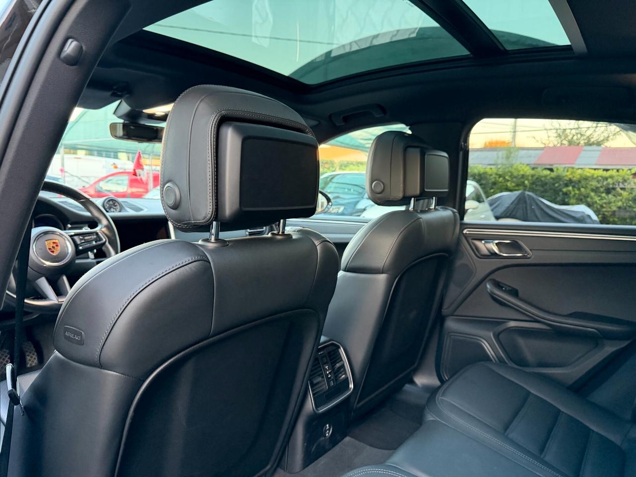 Porsche Macan 2.0 pdk