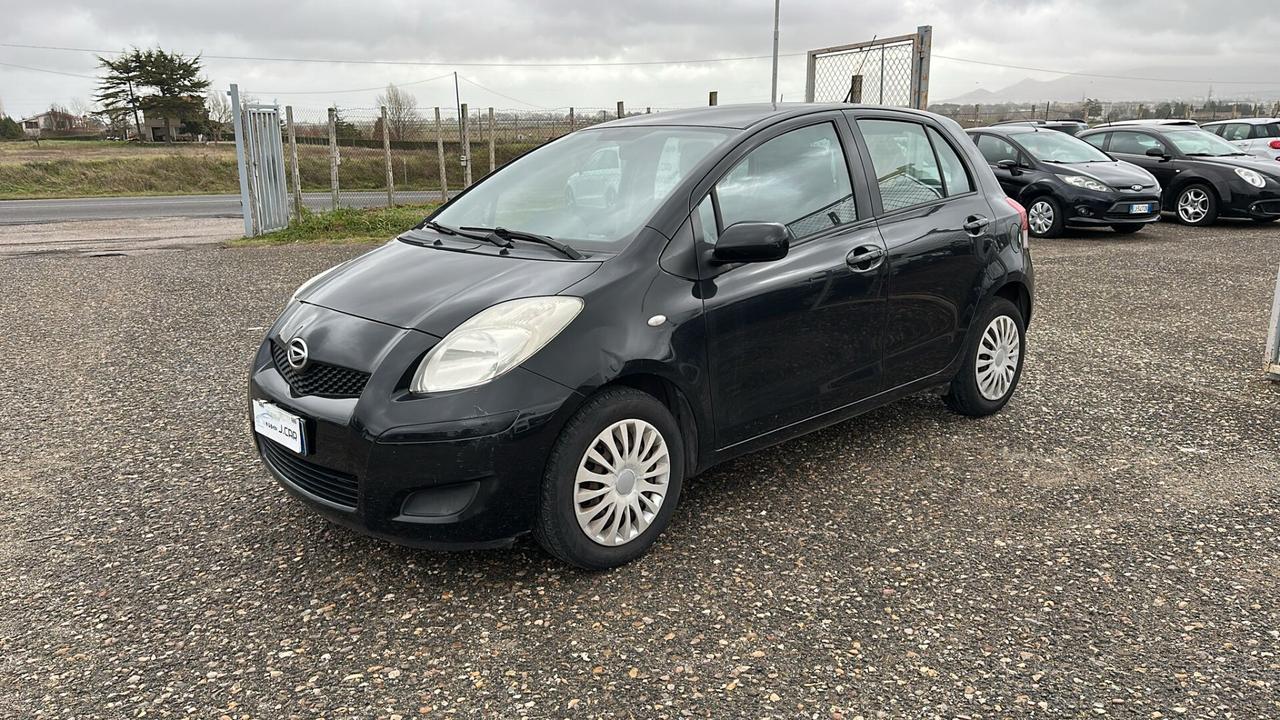 Daihatsu Charade 1.3 B You Five