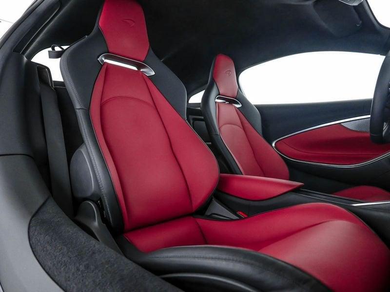 McLaren Artura Artura