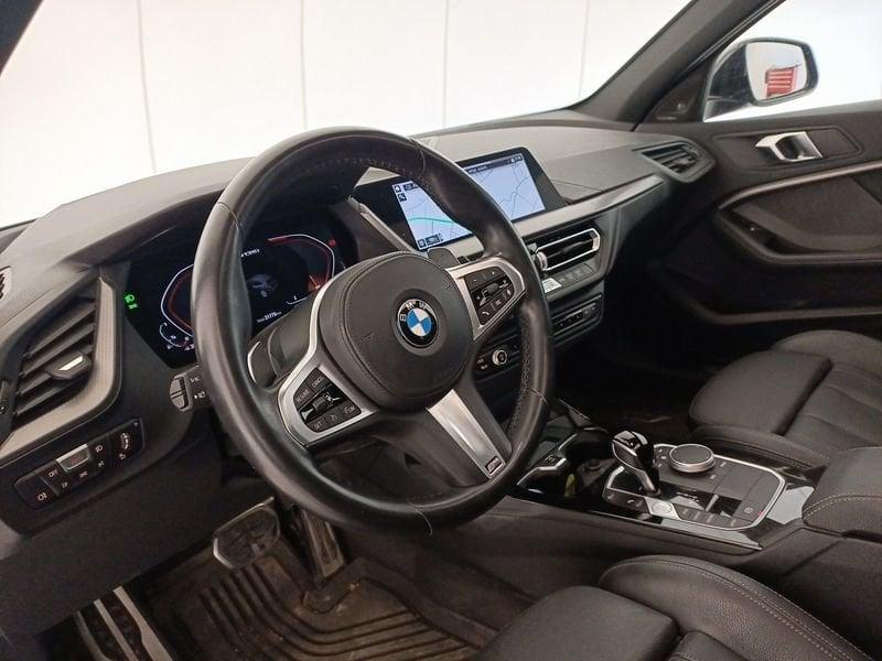 BMW Serie 1 F40 M 135i xdrive auto