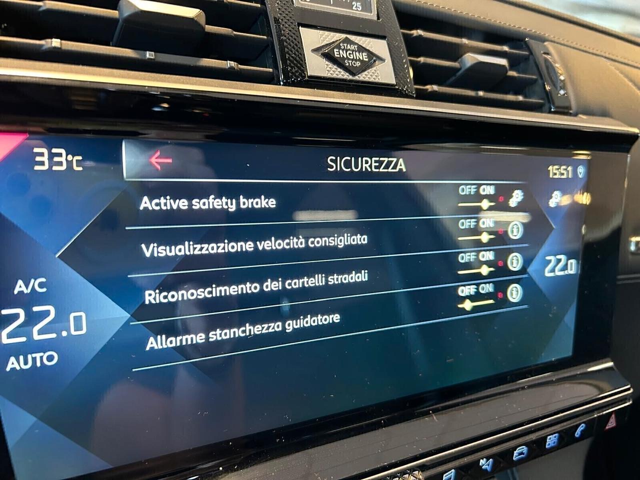 Ds DS 7 Crossback GRAND CHIC BlueHDi 130 aut. RIVOLI SPOTICAR