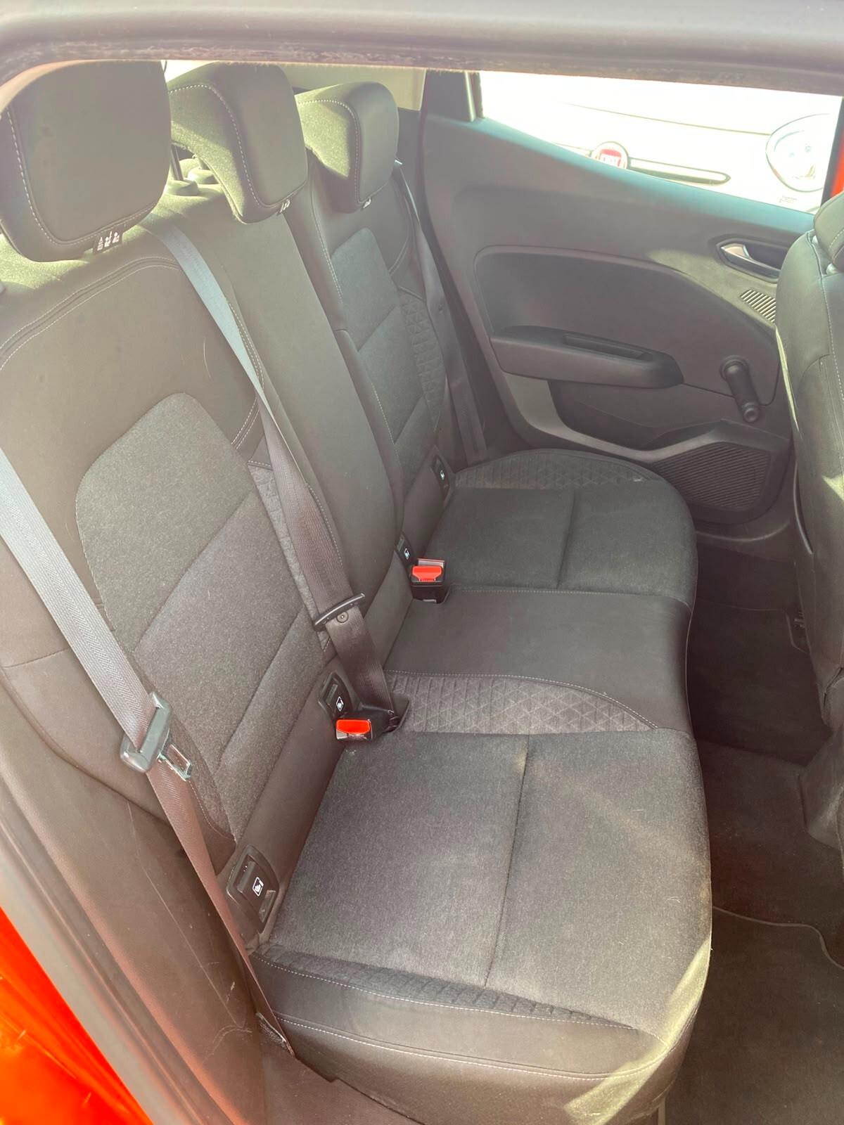 Renault Clio TCe 100 CV 5 porte Intens