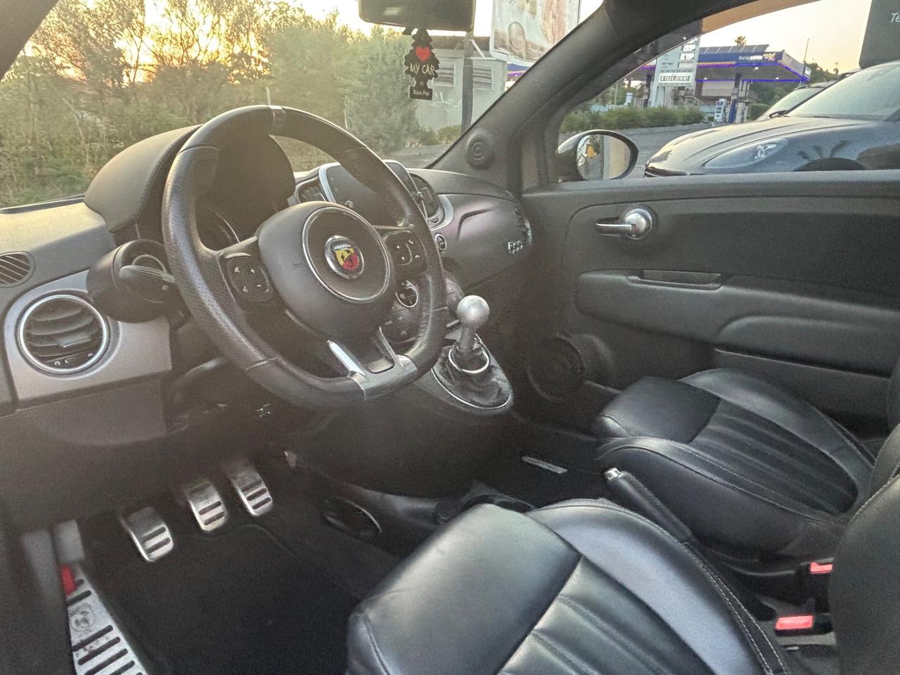 Abarth 595 1.4 Turbo T-Jet 165 CV Turismo