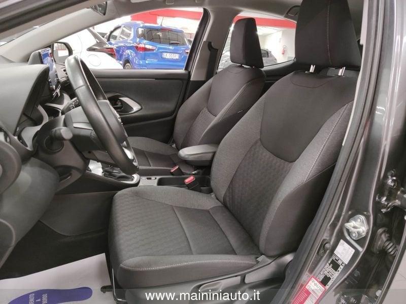 Toyota Yaris 1.5 Hybrid 116cv 5p Business Automatica + Car Play