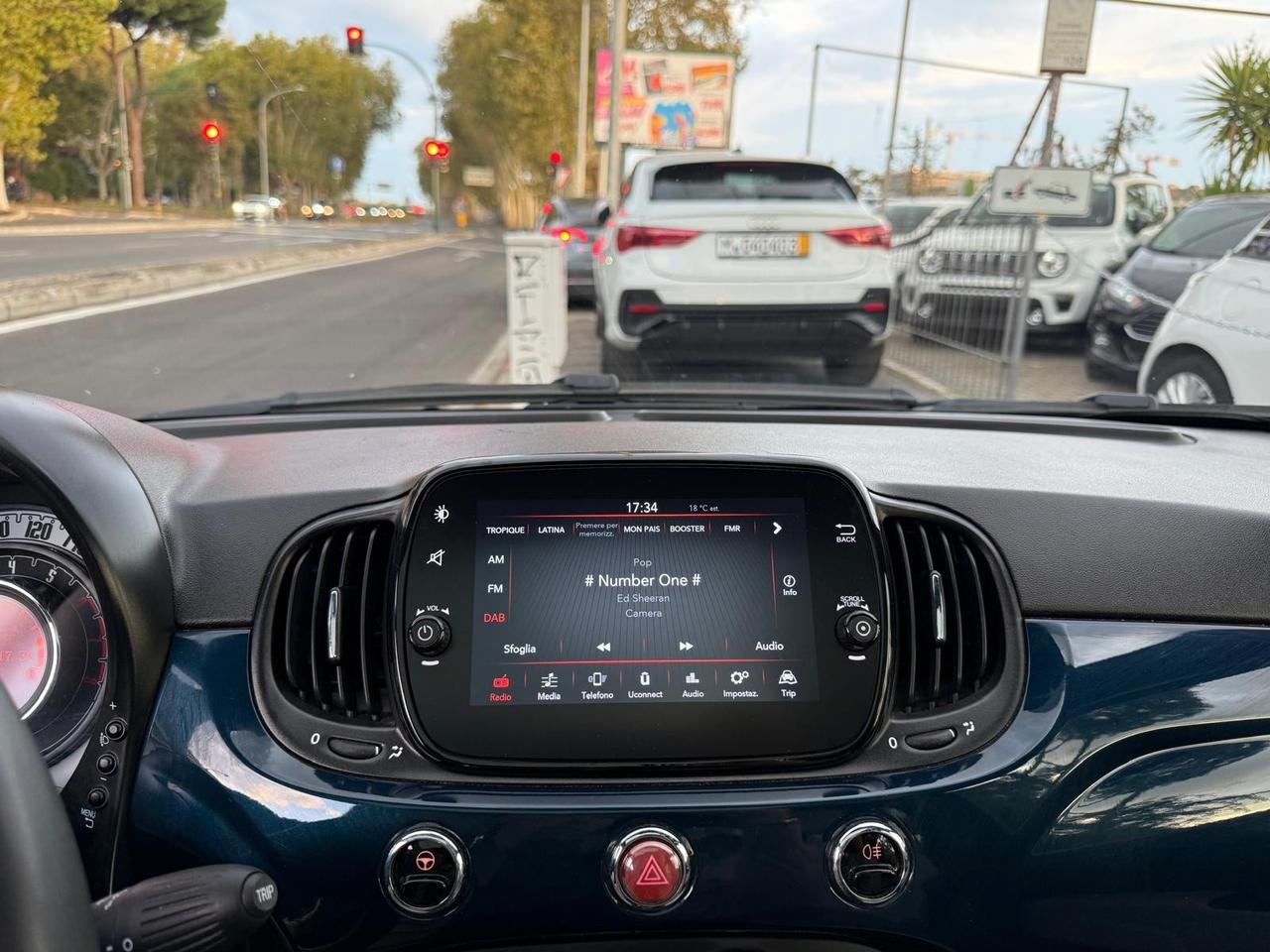 Fiat 500 1.0 Hybrid Dolcevita Navi, Pdc,