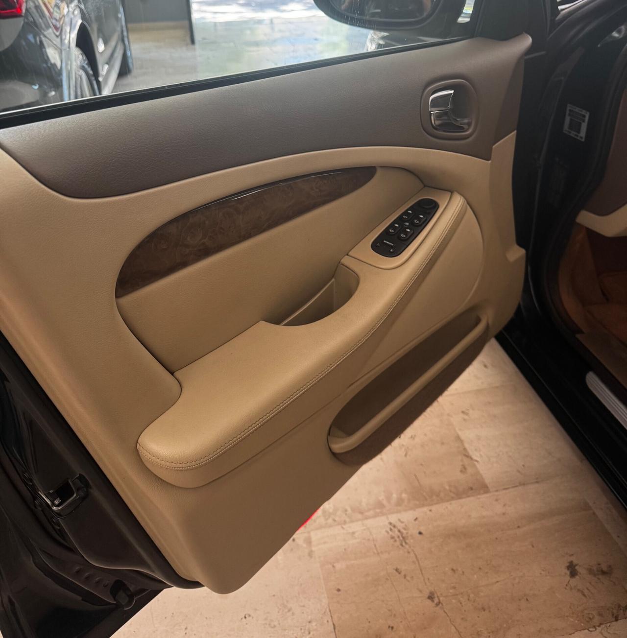 Jaguar S-Type 2.7 diesel V6 Executive
