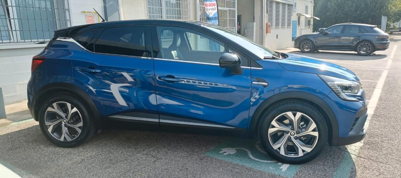 Renault Captur Full Hybrid E-Tech 145 CV RS Line