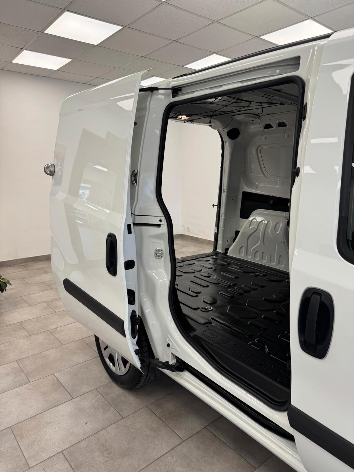 FIAT DOBLO 1.6 MJT LOUNGE