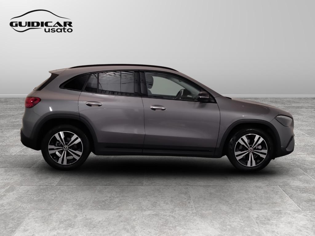 Mercedes-Benz GLA-H247 2023 - GLA 200 d Progressive Advanced Plus 4matic auto