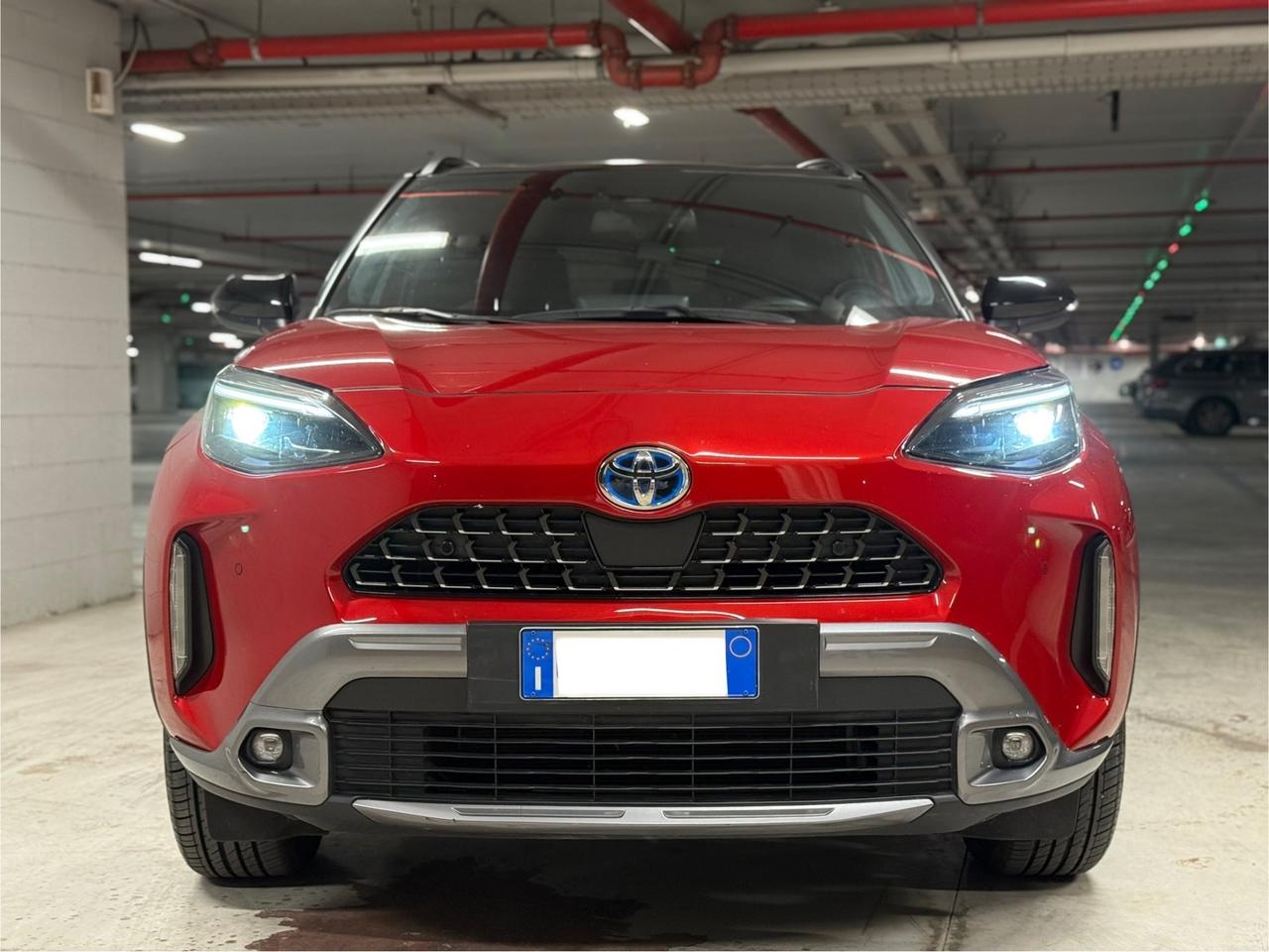 Toyota Yaris Cross 1.5 Hybrid 5p. E-CVT AWD-i Adventure