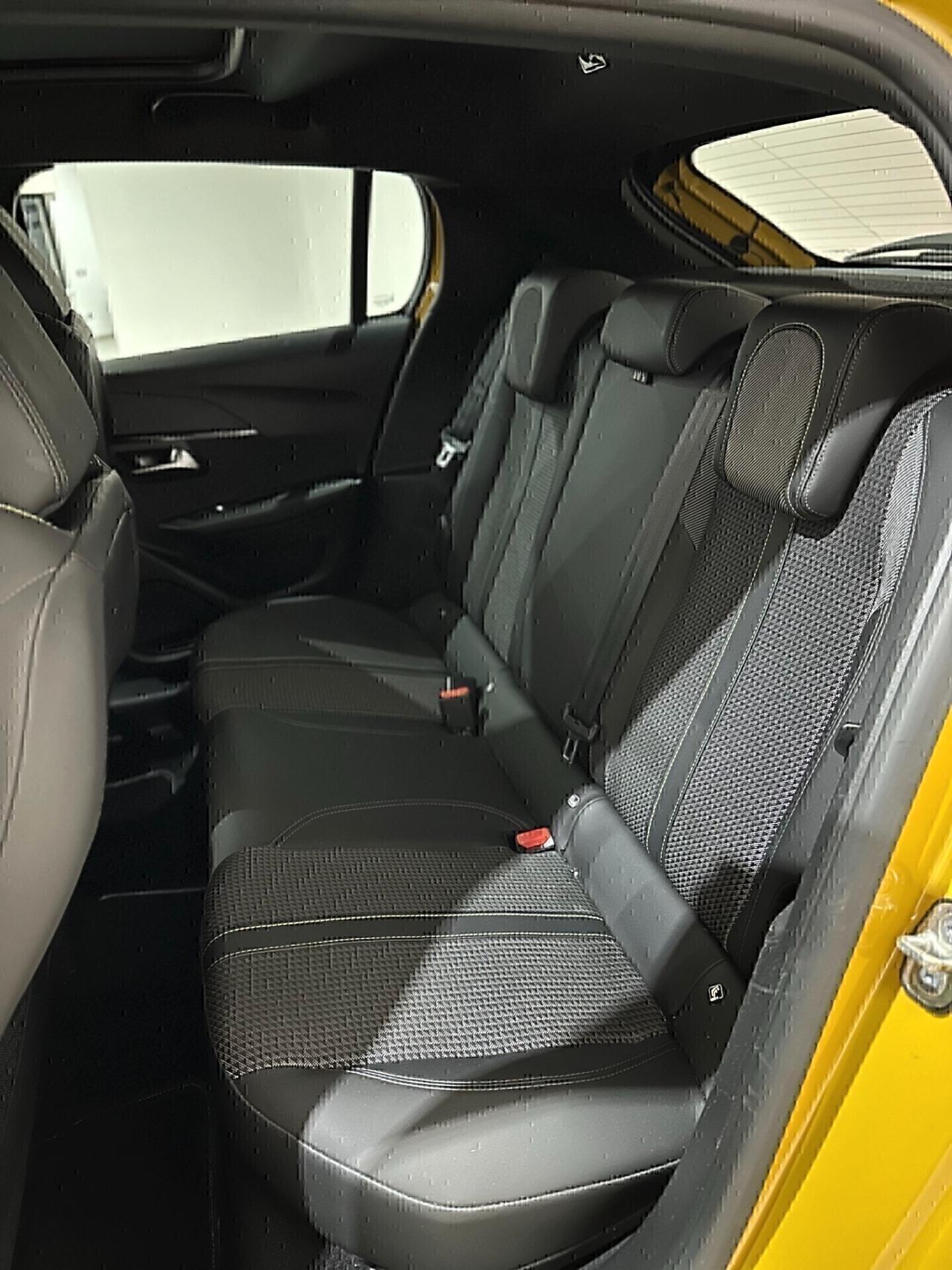 Peugeot 208 PureTech 100 Stop&Start 5 porte GT Line